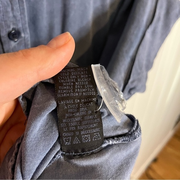 Velvet Heart Vintage Feel Slate Acid Wash Look Button Down Top. Size Sma… - Picture 5 of 8